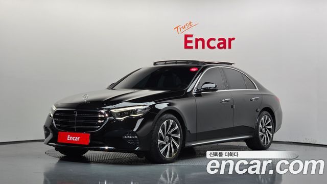 Mercedes-Benz E-Class 2024 — photo 1