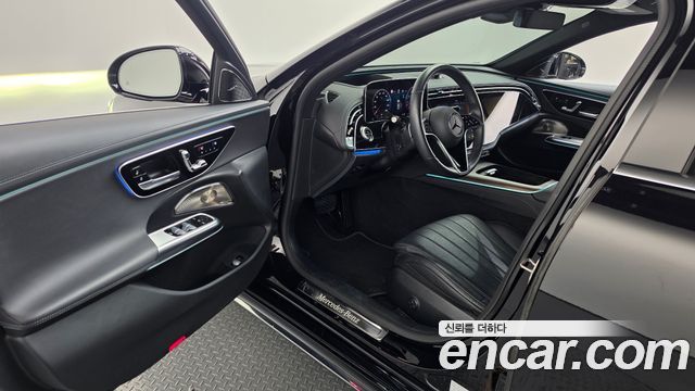 Mercedes-Benz E-Class 2024 — photo 13