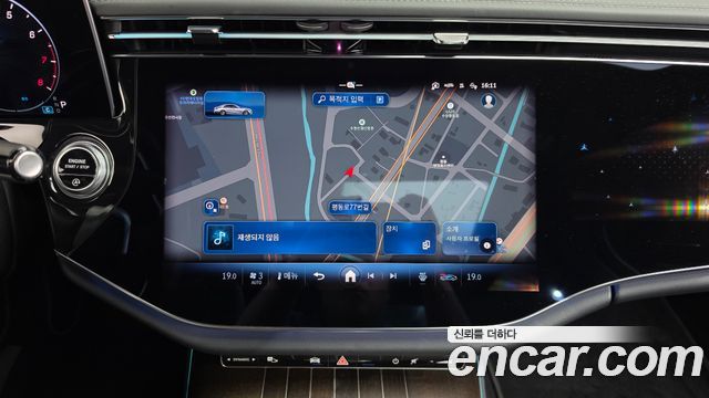Mercedes-Benz E-Class 2024 — photo 19