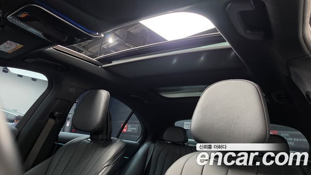 Mercedes-Benz E-Class 2024 — photo 22
