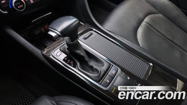 Kia K5 2018 — photo 9