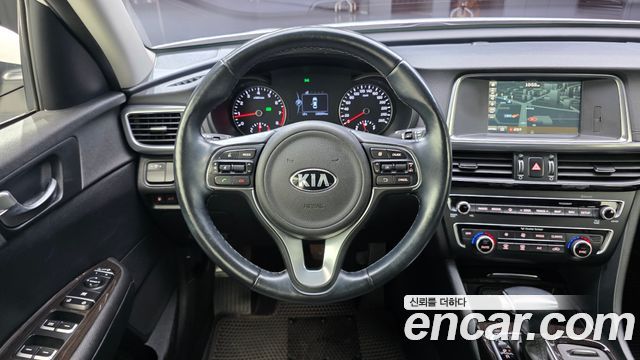 Kia K5 2018 — photo 13