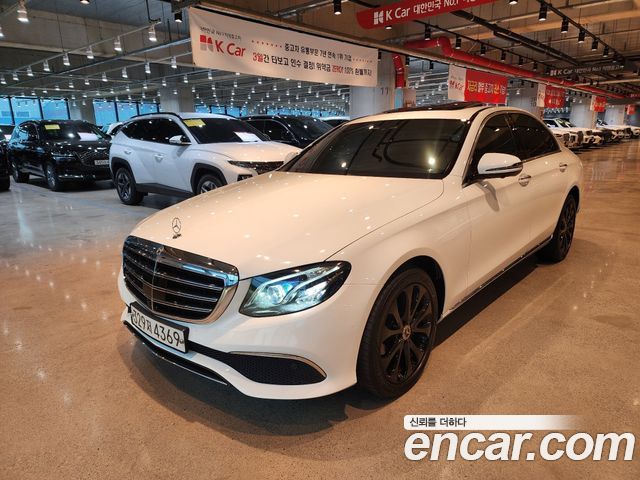 Mercedes-Benz E-Class 2020 — photo 3