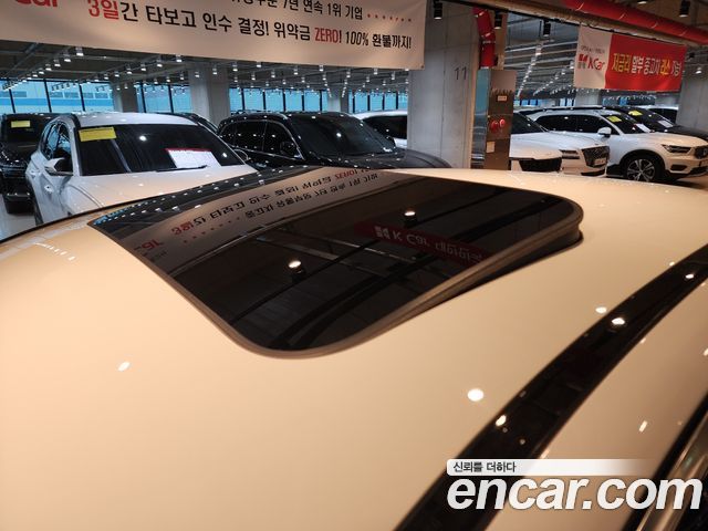 Mercedes-Benz E-Class 2020 — photo 19