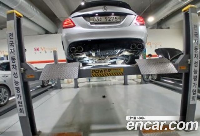 Mercedes-Benz C-Class 2017 — photo 2