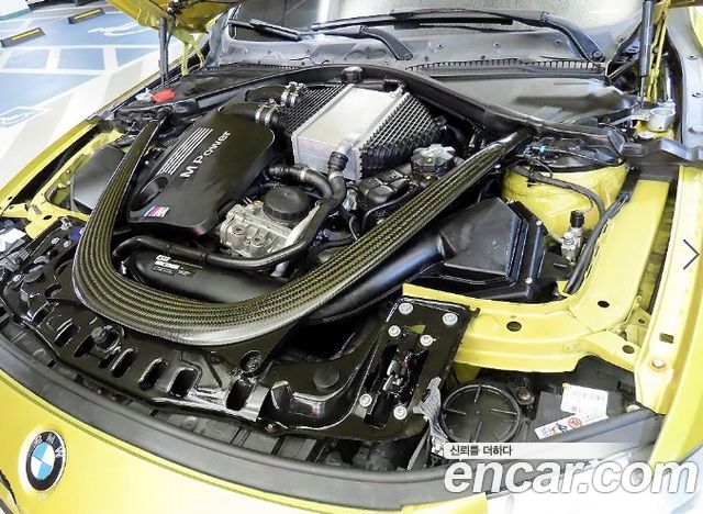 BMW M4 2016 — photo 19