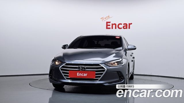 Hyundai AVANTE 2017 — photo 3