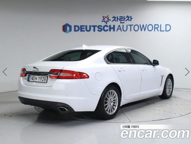 Jaguar XF 2015 — photo 2
