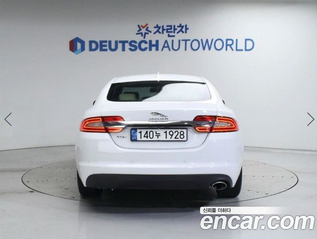Jaguar XF 2015 — photo 4