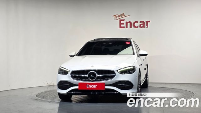 Mercedes-Benz C-Class 2022 — photo 3