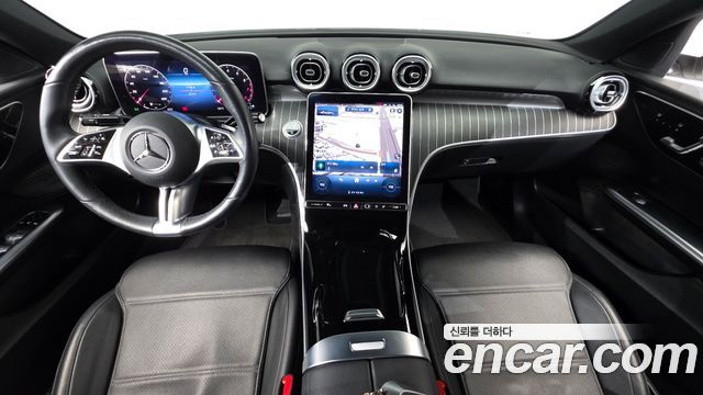 Mercedes-Benz C-Class 2022 — photo 10