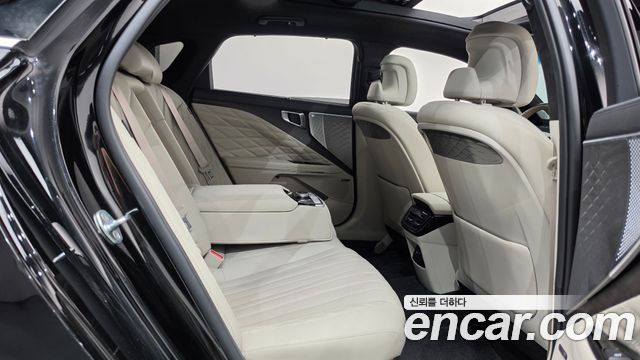 Kia K8 2023 — photo 17