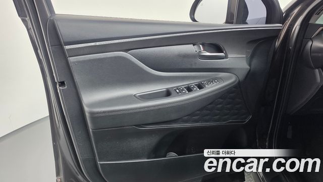 Hyundai Santafe 2023 — photo 14