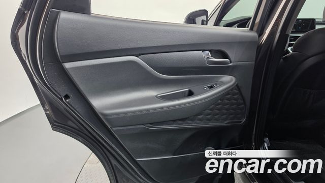 Hyundai Santafe 2023 — photo 15