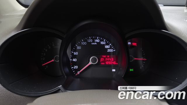 Kia morning 2013 — photo 8
