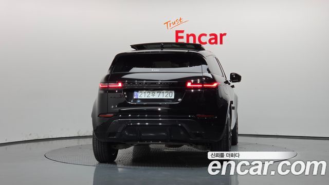Land Rover Range Rover Evoque 2024 — photo 4