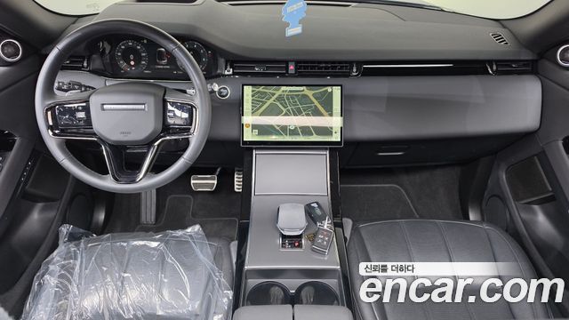 Land Rover Range Rover Evoque 2024 — photo 10