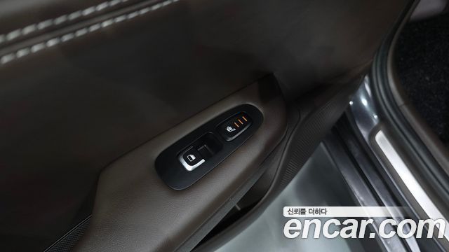 Kia Stinger 2019 — photo 19
