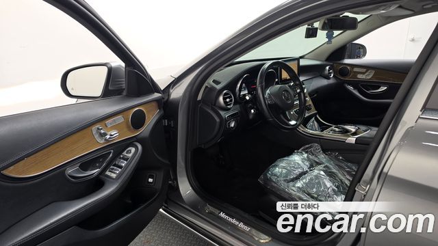 Mercedes-Benz C-Class 2015 — photo 10