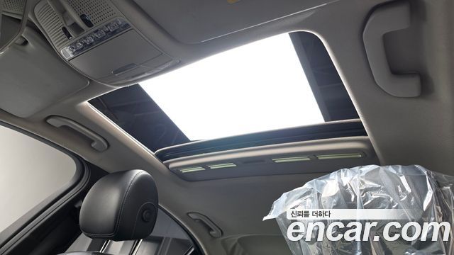 Mercedes-Benz C-Class 2015 — photo 17