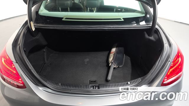 Mercedes-Benz C-Class 2015 — photo 18