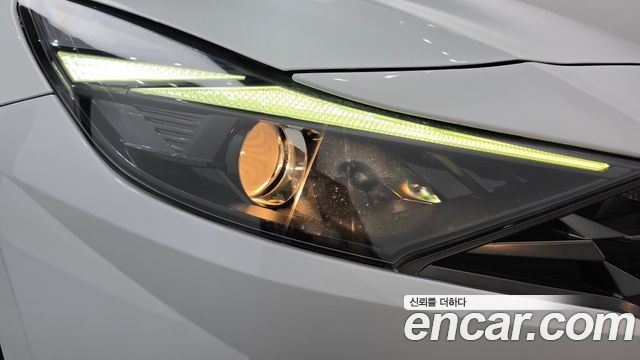 Hyundai AVANTE 2021 — photo 8