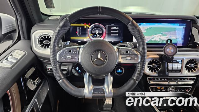 Mercedes-Benz G-Class 2023 — photo 19