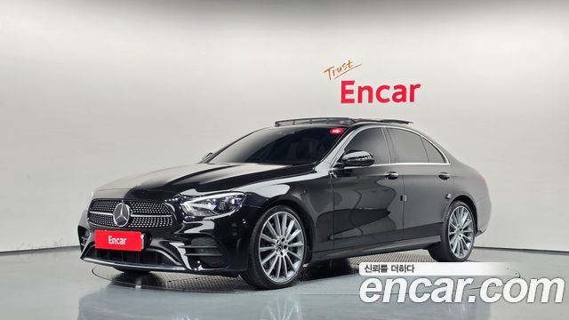 Mercedes-Benz E-Class 2022 — photo 1