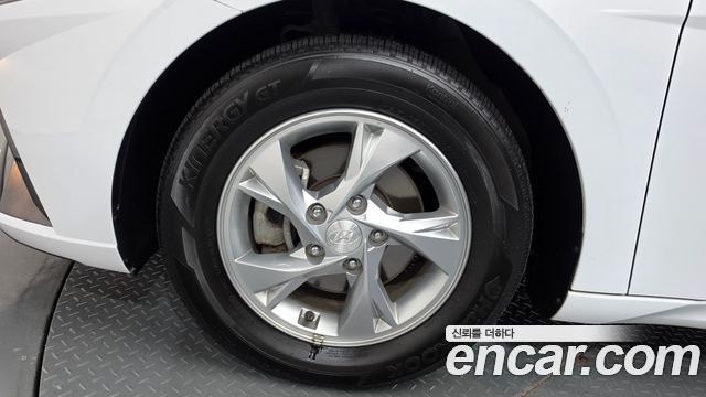 Hyundai AVANTE 2022 — photo 5