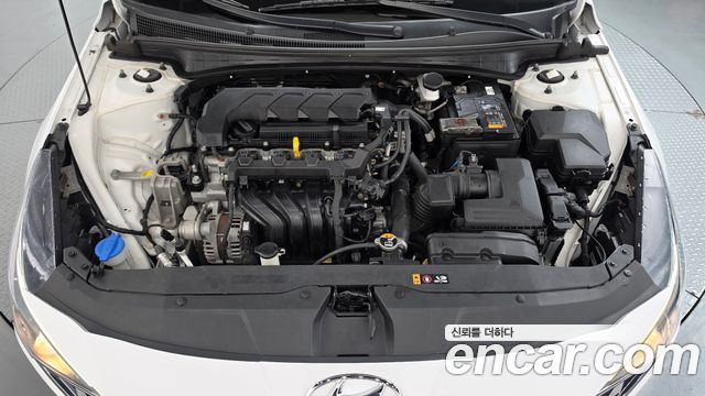 Hyundai AVANTE 2022 — photo 6