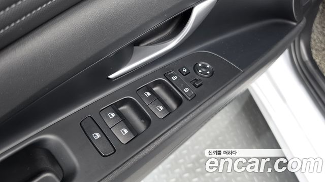 Hyundai AVANTE 2022 — photo 26