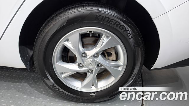 Hyundai AVANTE 2022 — photo 7