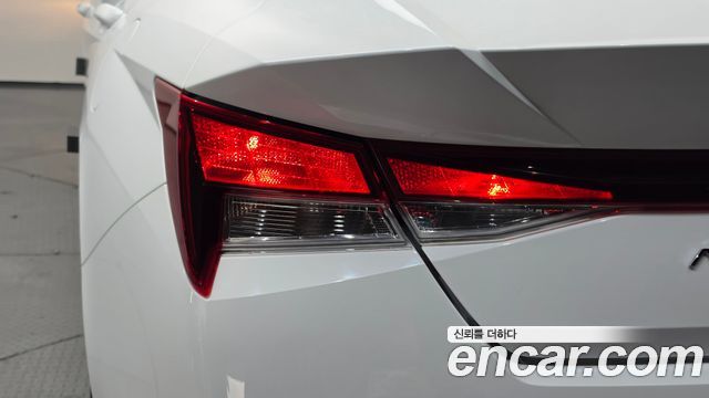 Hyundai AVANTE 2022 — photo 9