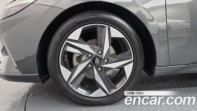 Hyundai AVANTE 2021 — photo 5