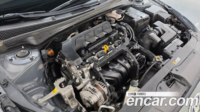 Hyundai AVANTE 2021 — photo 6