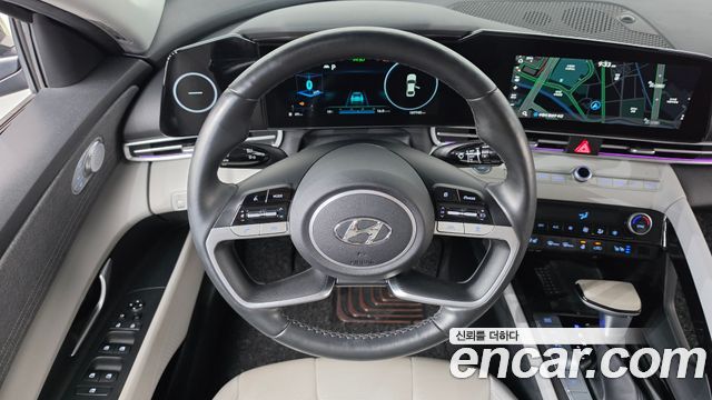 Hyundai AVANTE 2021 — photo 19