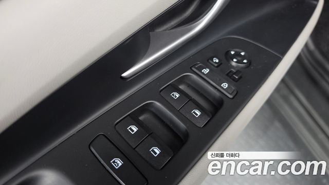 Hyundai AVANTE 2021 — photo 25