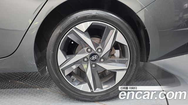 Hyundai AVANTE 2021 — photo 7