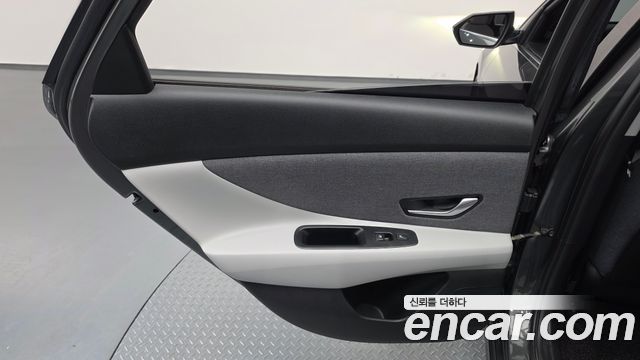 Hyundai AVANTE 2021 — photo 15