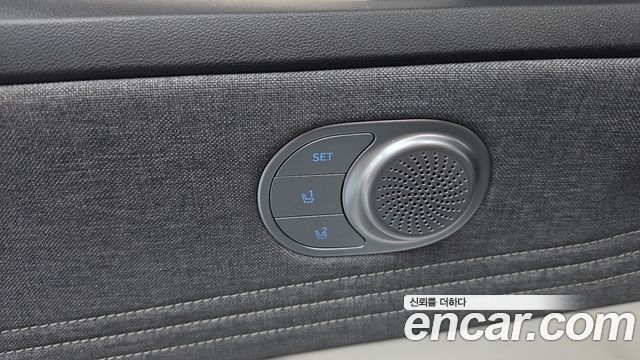 Hyundai AVANTE 2021 — photo 28