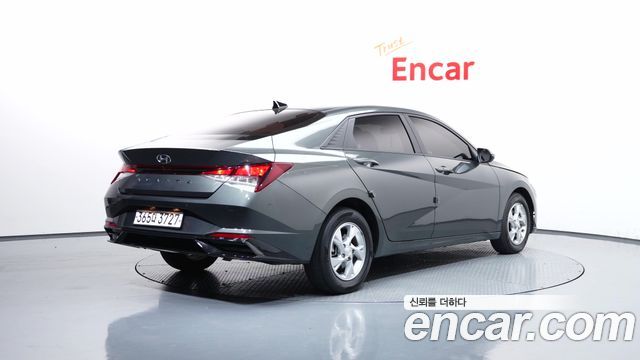 Hyundai AVANTE 2022 — photo 2