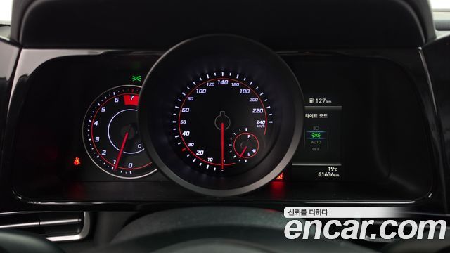 Hyundai AVANTE 2022 — photo 11
