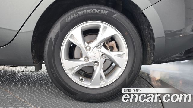 Hyundai AVANTE 2022 — photo 7