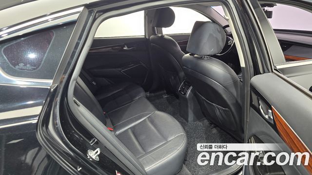 Kia K7 2016 — photo 17