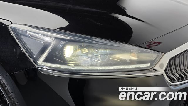 Kia K7 2016 — photo 8