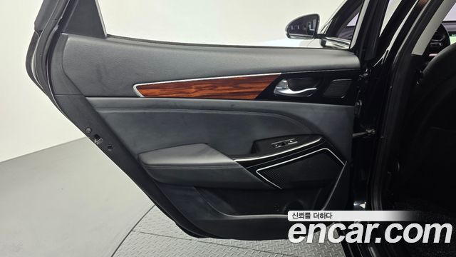 Kia K7 2016 — photo 15