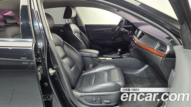 Kia K7 2016 — photo 16