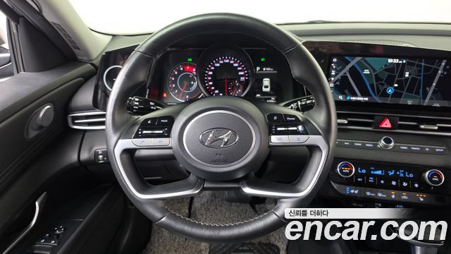Hyundai AVANTE 2021 — photo 19