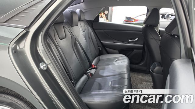 Hyundai AVANTE 2021 — photo 21