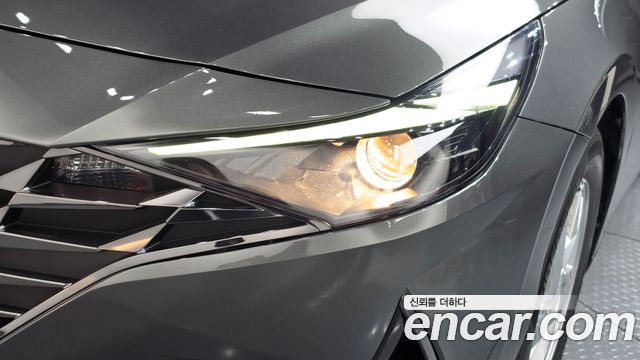 Hyundai AVANTE 2021 — photo 8